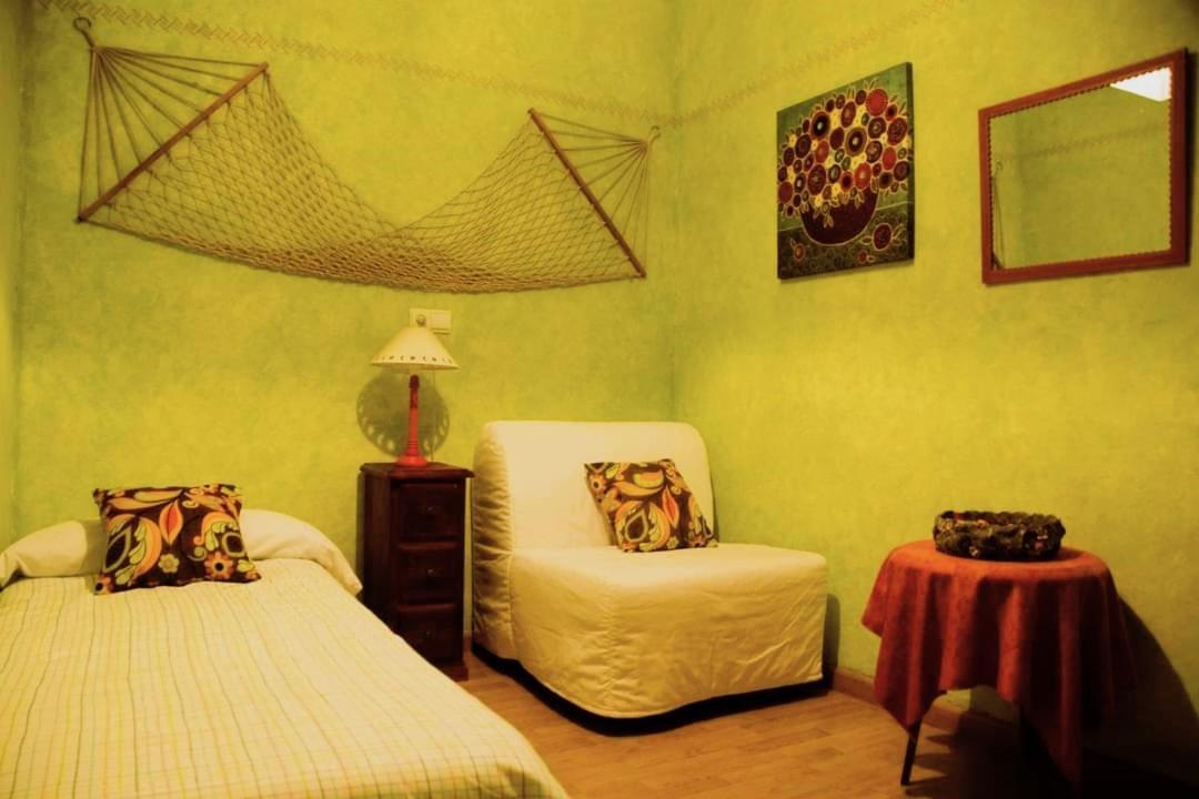 Cuatro Esquinas De Apartamento Caces