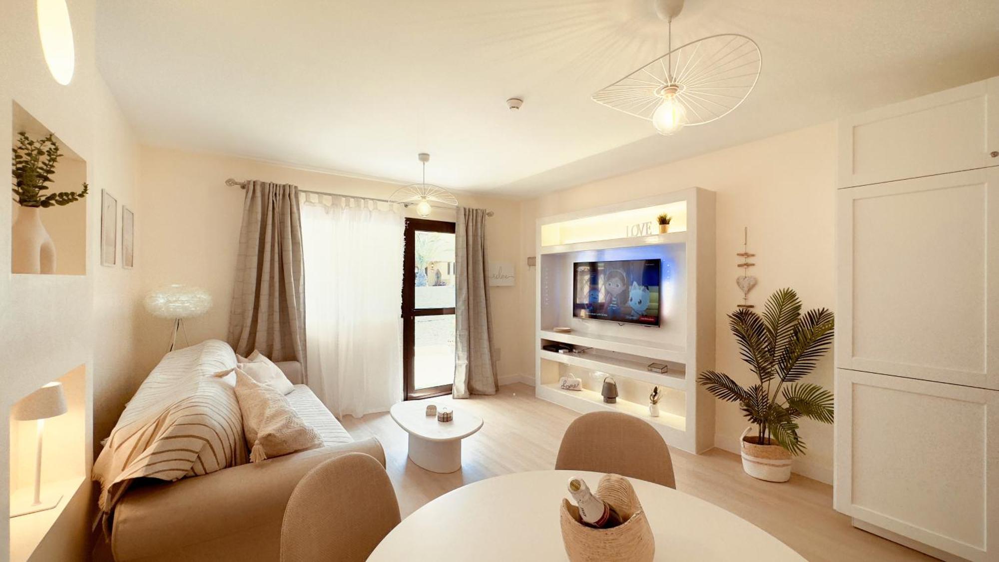 Сasa de vacaciones Golden Dream, Swimming Pool And Parking *