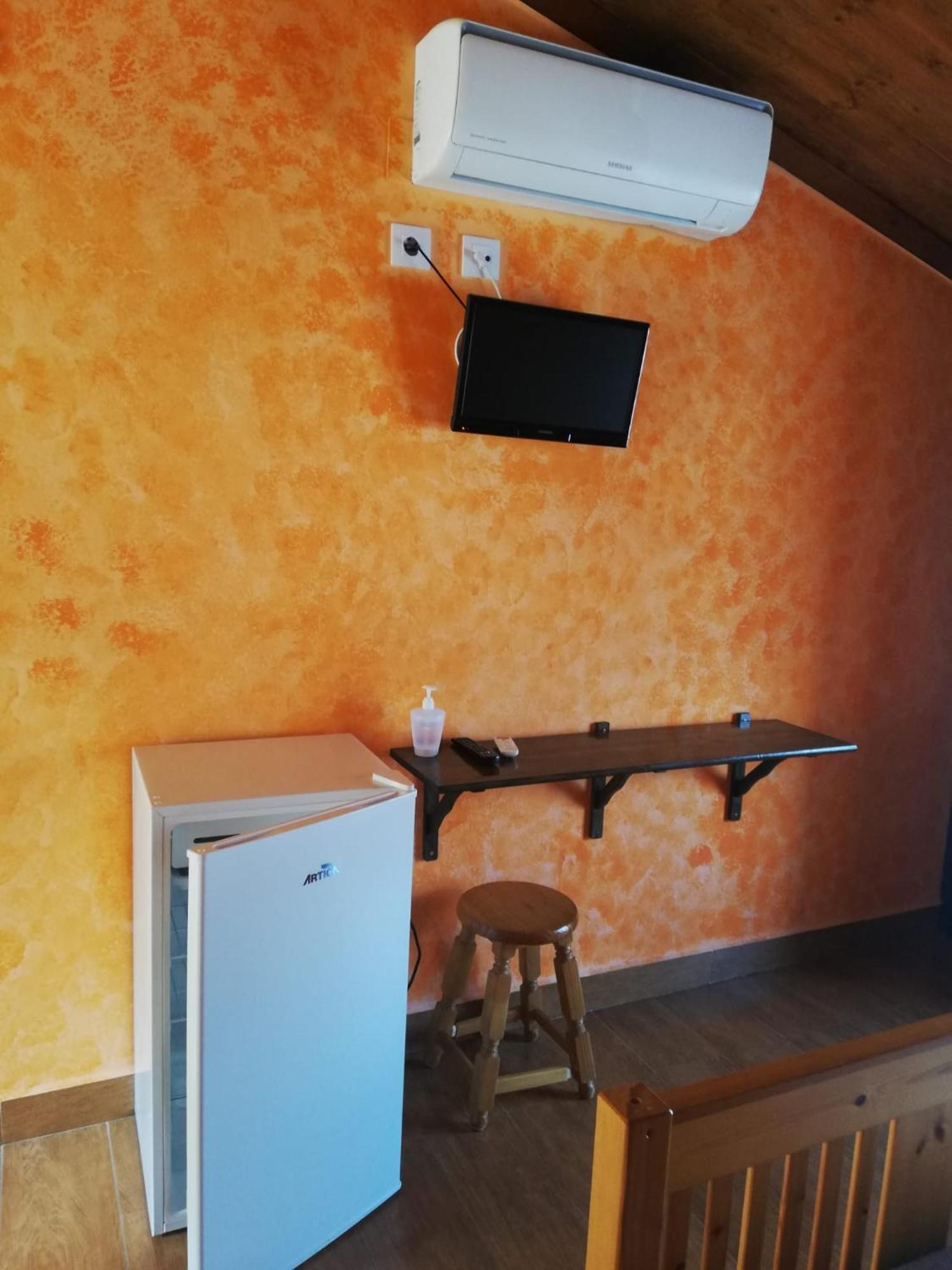 Alojamiento Rural Los Carriles 3* Enguídanos