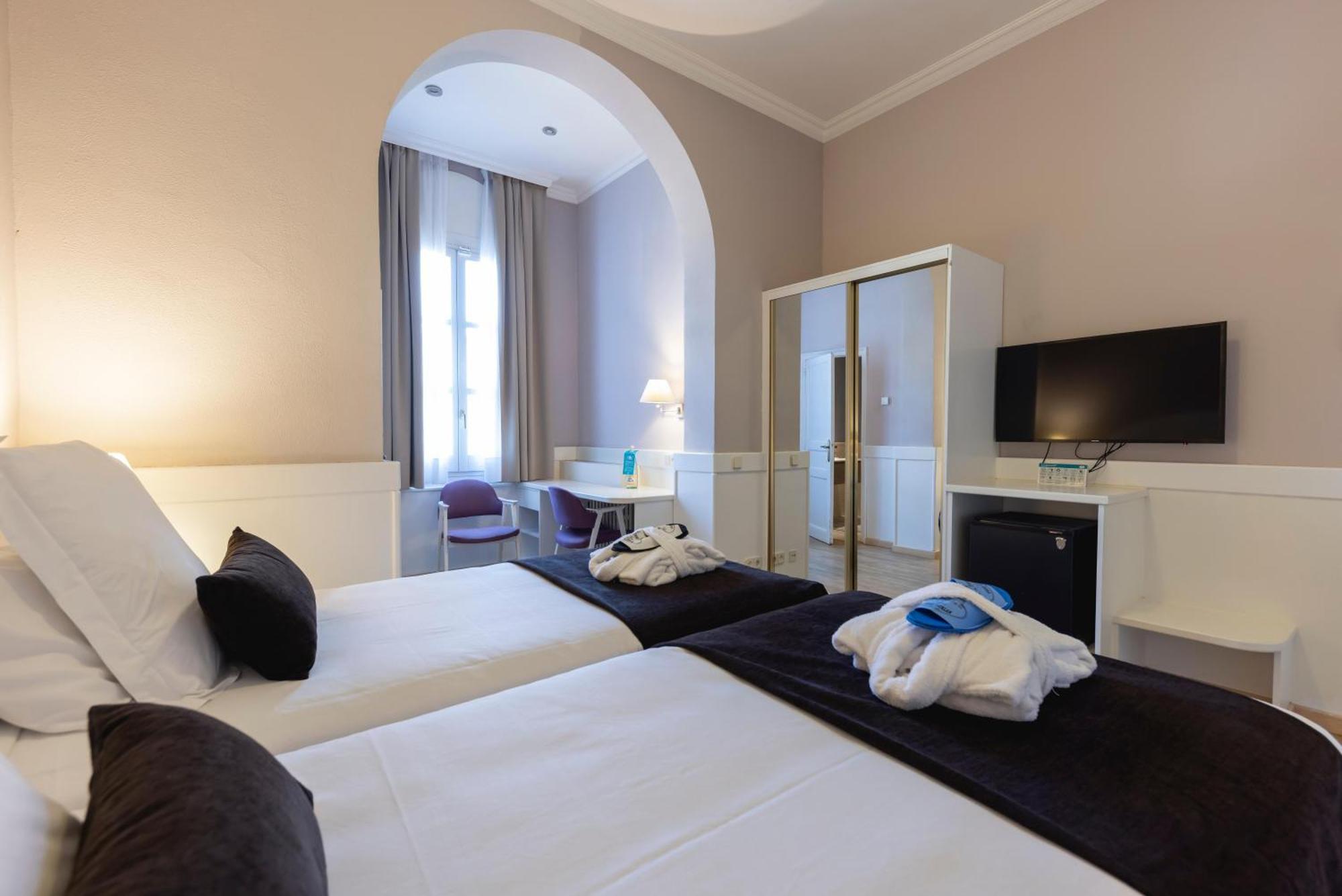 1881 Balneario Vichy Catalan 3*