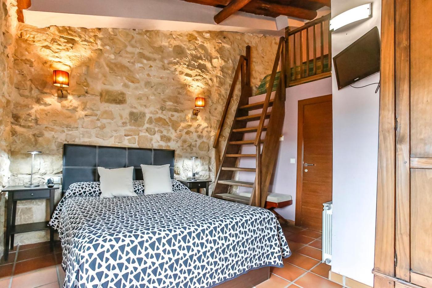 Fonda La Grancha Guest house