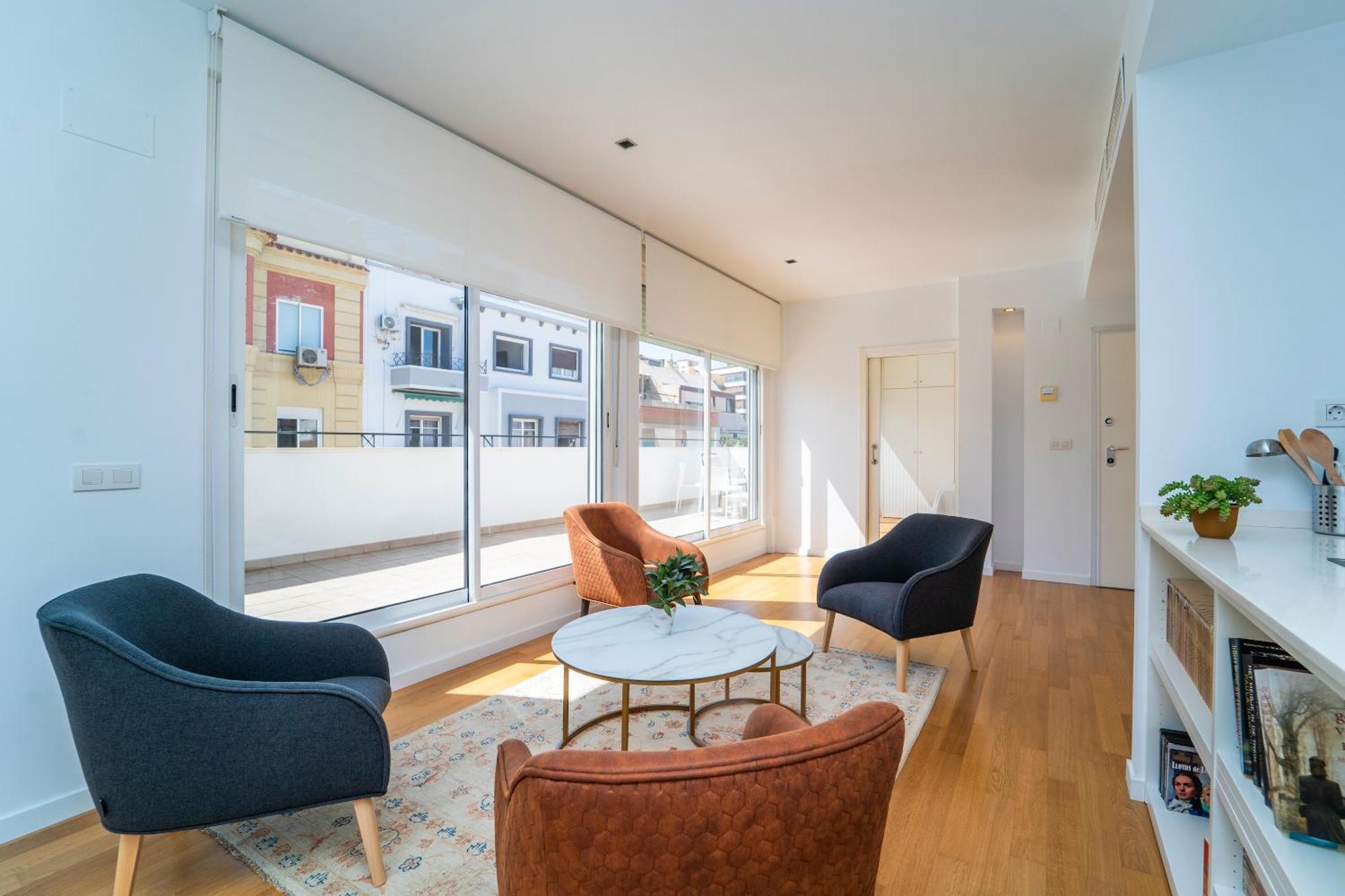Centro By Renthas Apartment *