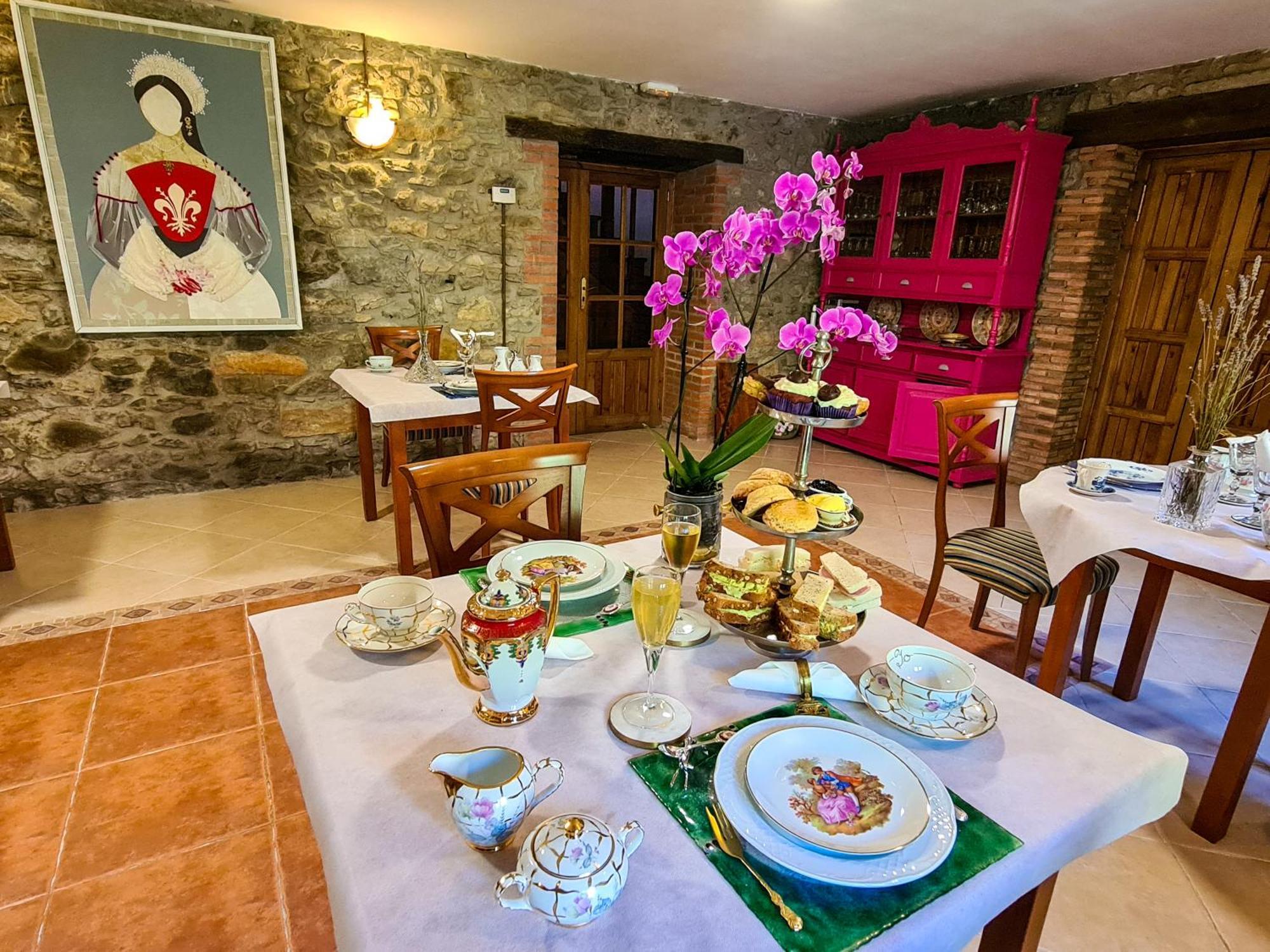 Guest house El Molino De La Roperia