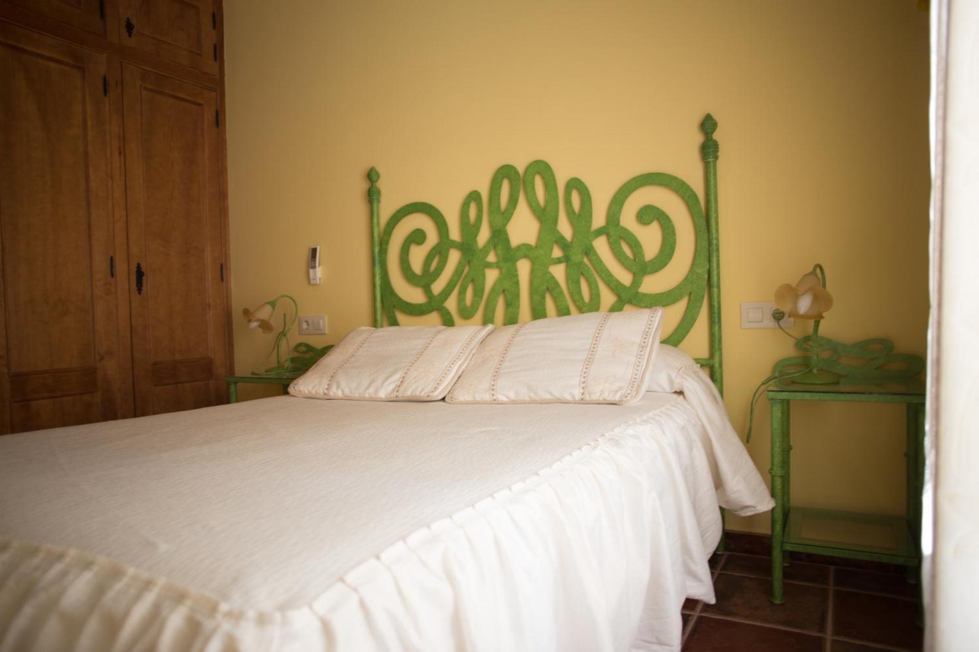 Rurales Arco De Trajano Apartamento Alcántara