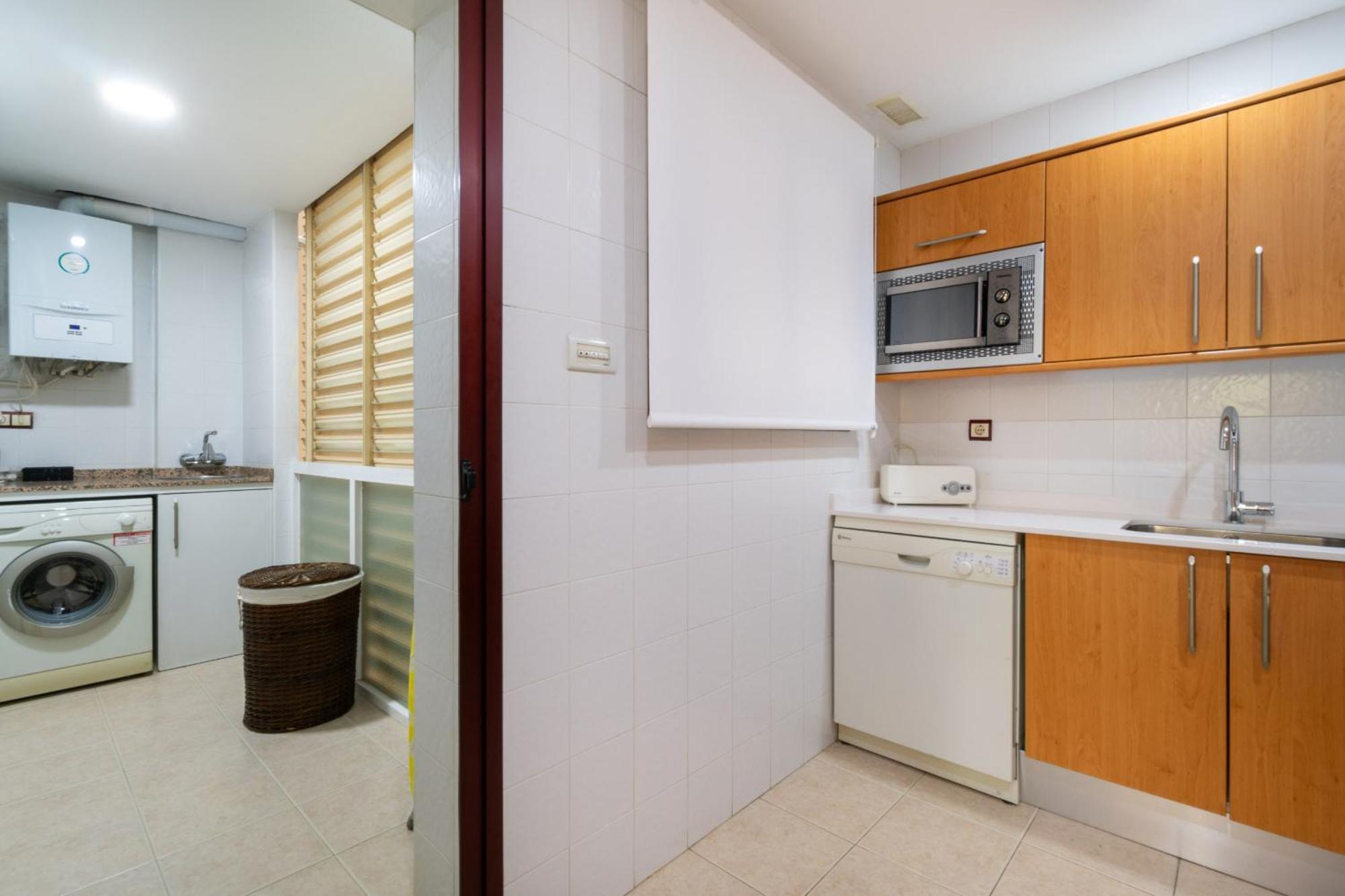 Apartamento Albir Confort - Avenida 1 Dorm *