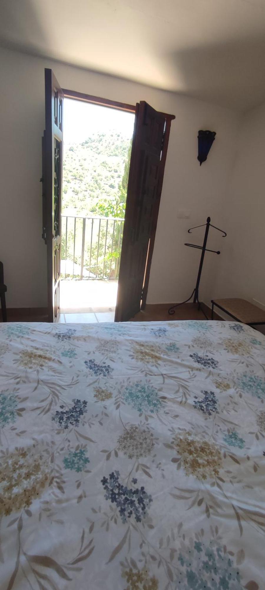 Cortijo Loma León Bed and breakfast *