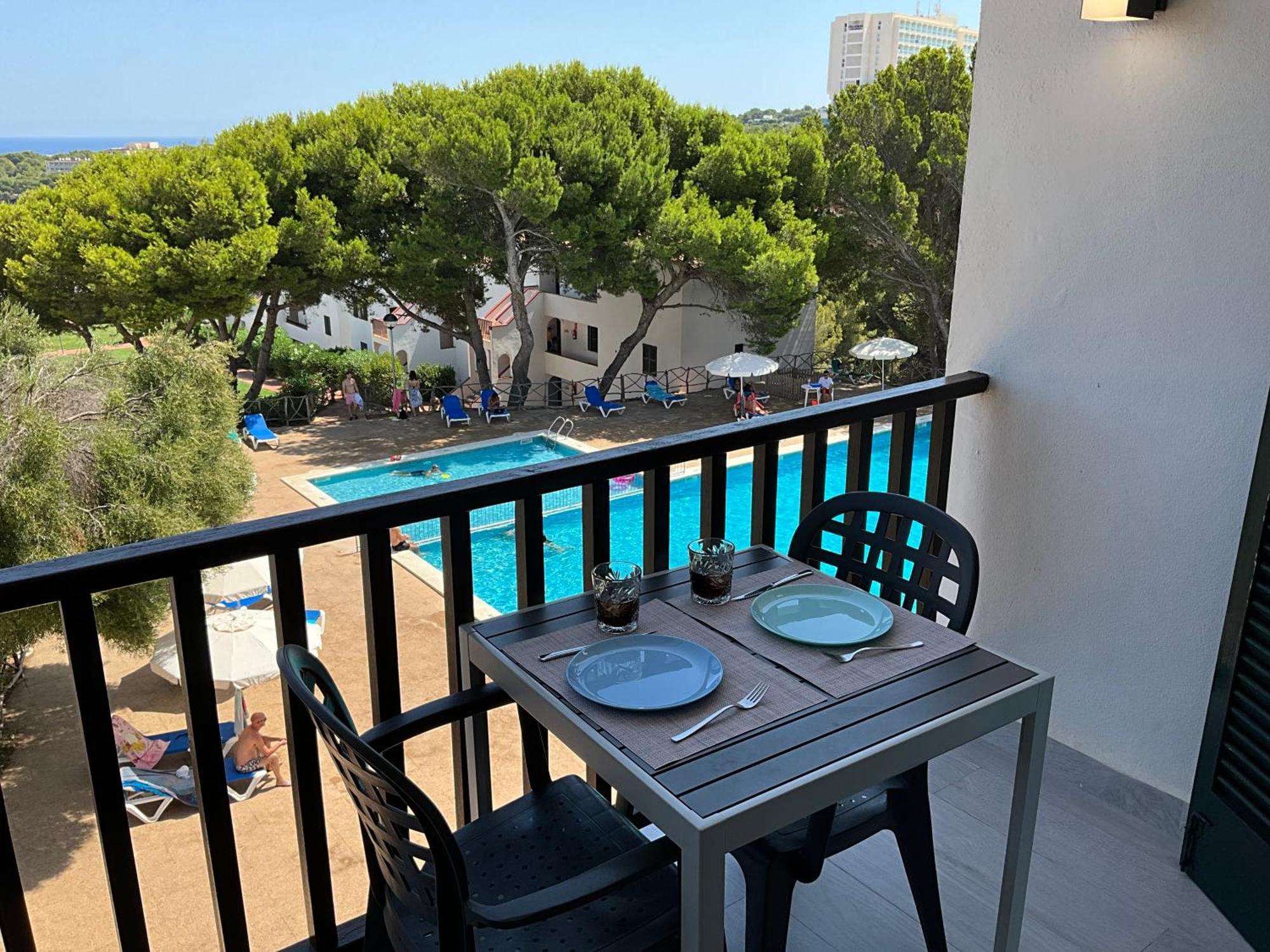 Vistas Al Mar Y La Piscina Apartment