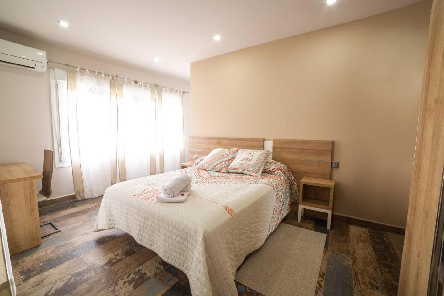 Oasis De Bardenas, Con Piscina Privada Guest house Valtierra