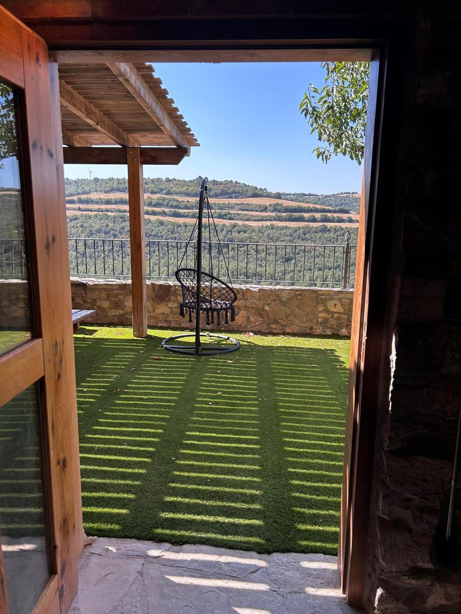 Cal Jando Holiday home