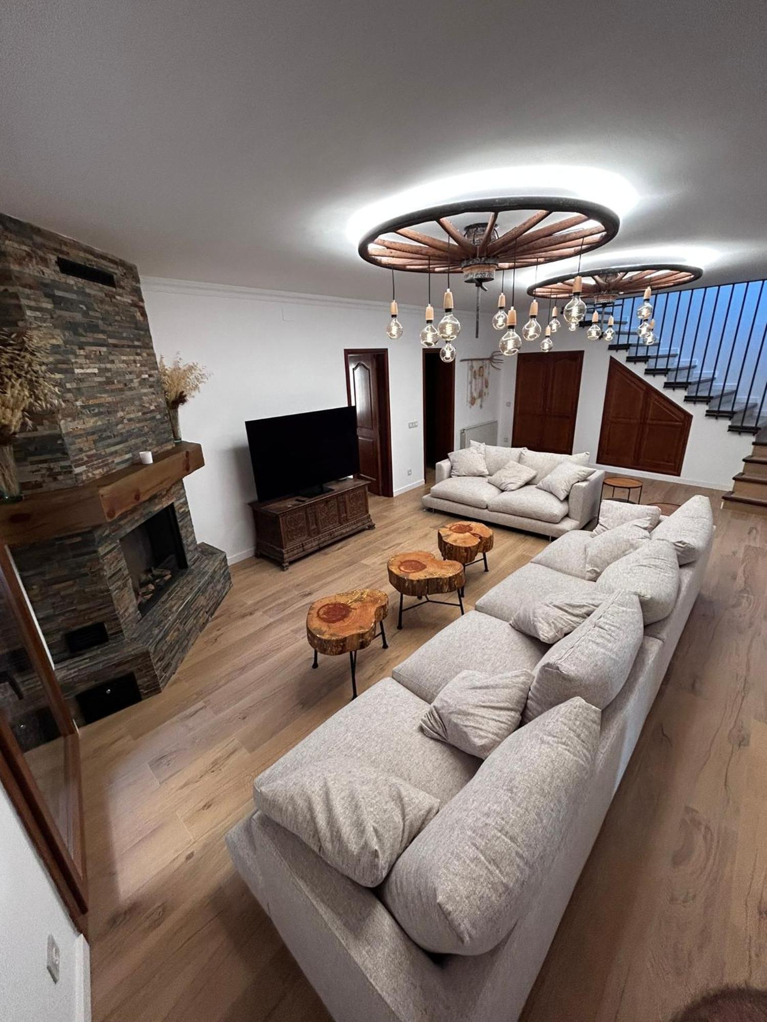 Cal Jando Holiday home