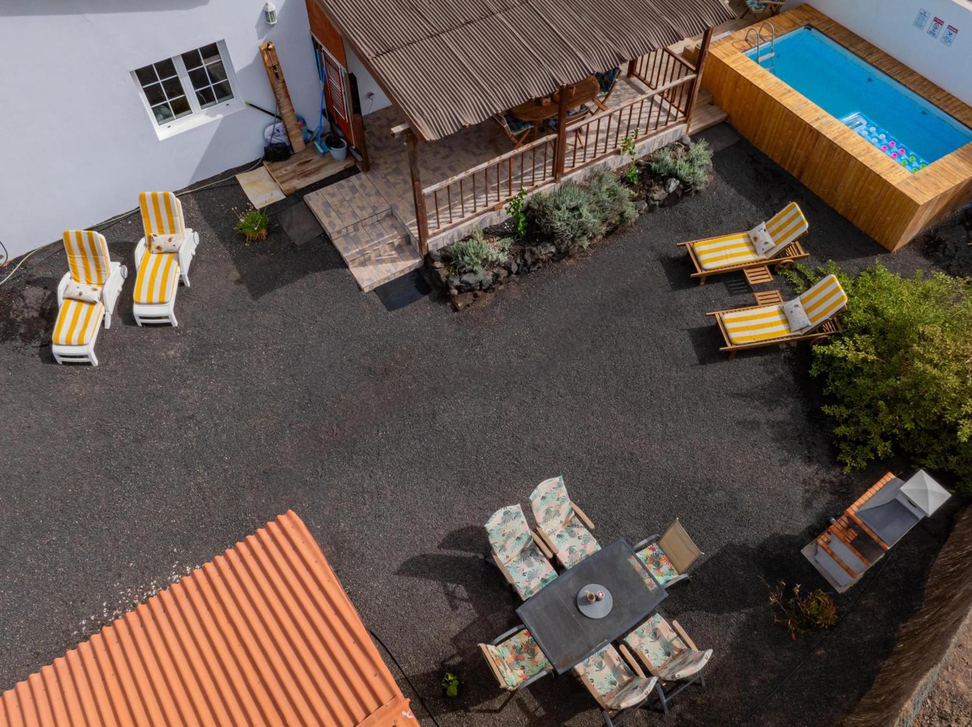 Casa Amaya - Spacious House With Pool, Large Garden, Bbq, 2 Terraces, And Ideal Location