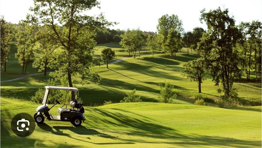 Con Jardin Entre Golf Y Monte - Cerca Logrono Holiday home *