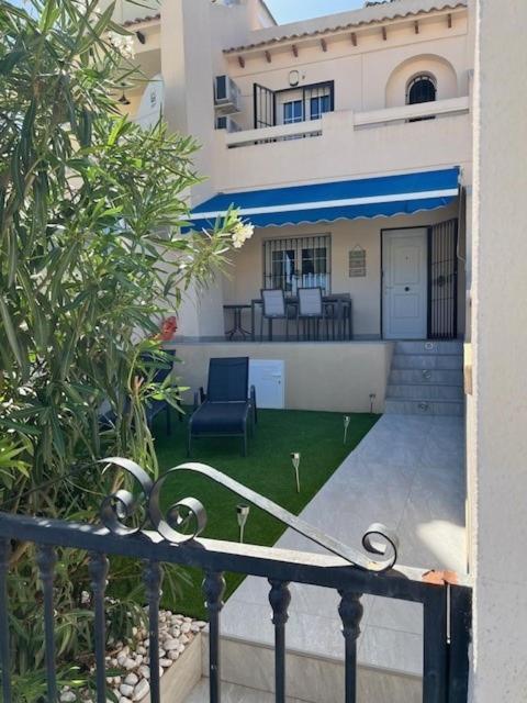 La Casa De Lucas Oriola (Orihuela)