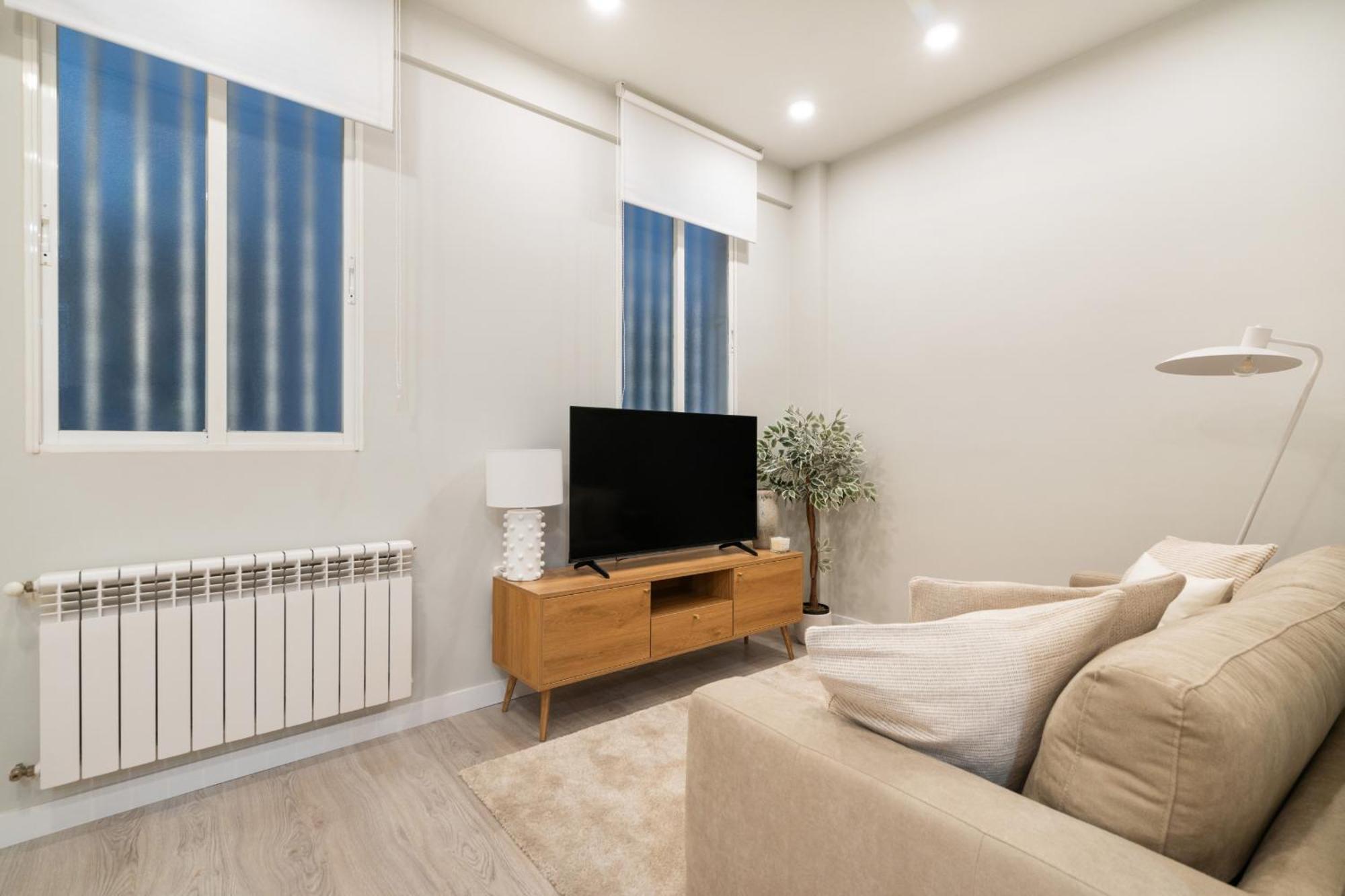 Apartment Reformado En Metro Ibiza Alquiler Temporal Madrid