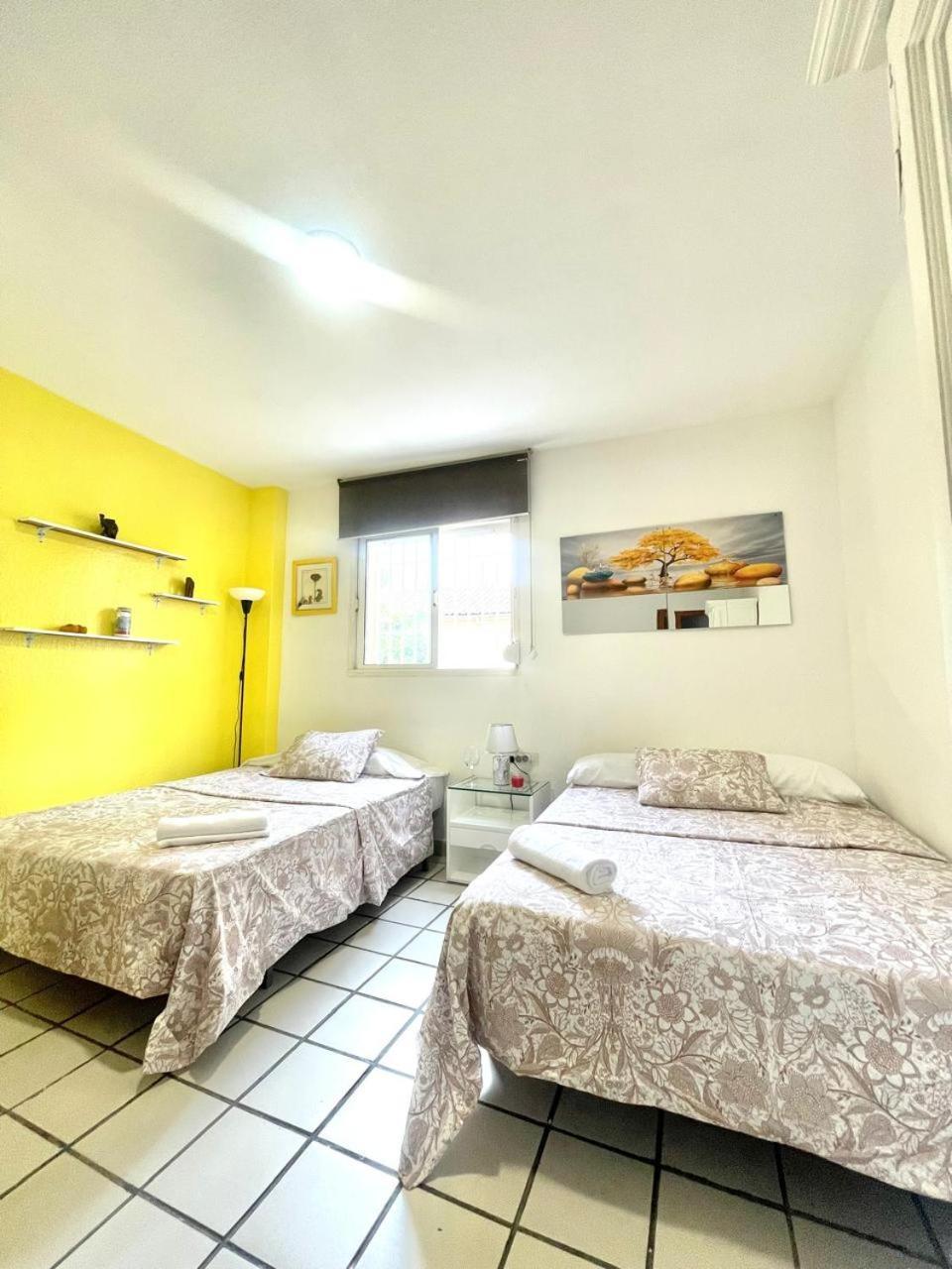 Muy Centrica. Habitación en casa particular Granada