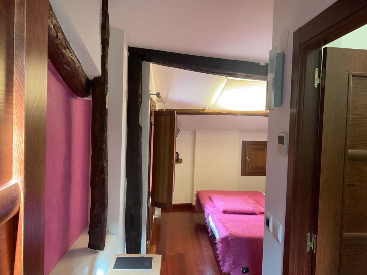 Rural Coliving Bed & Breakfast