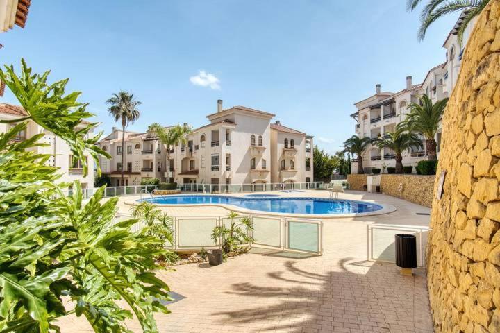 Apartment Font Rotja Albir Apartment