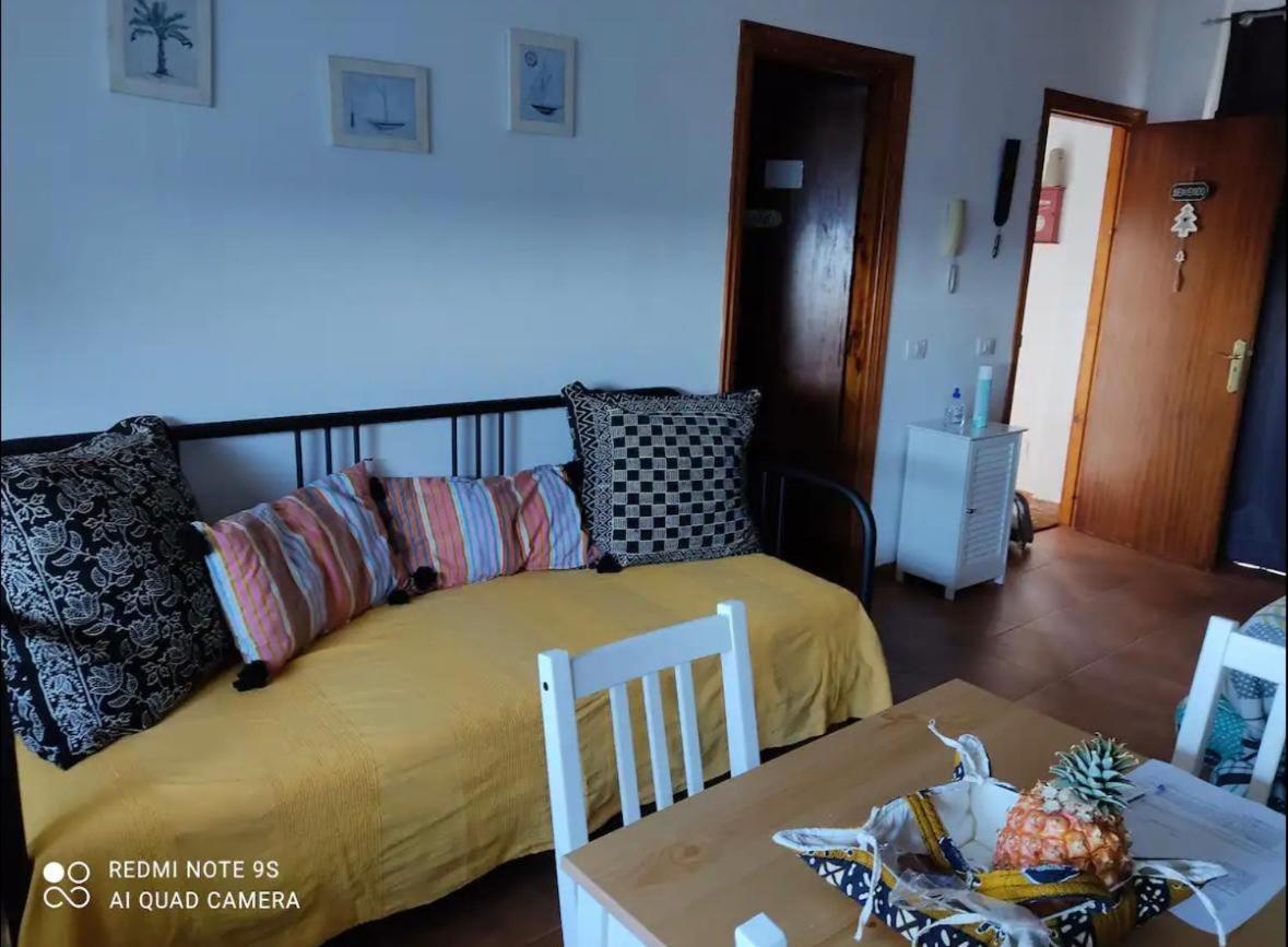 Estudio Con Terraza La Caleta (El Hierro)