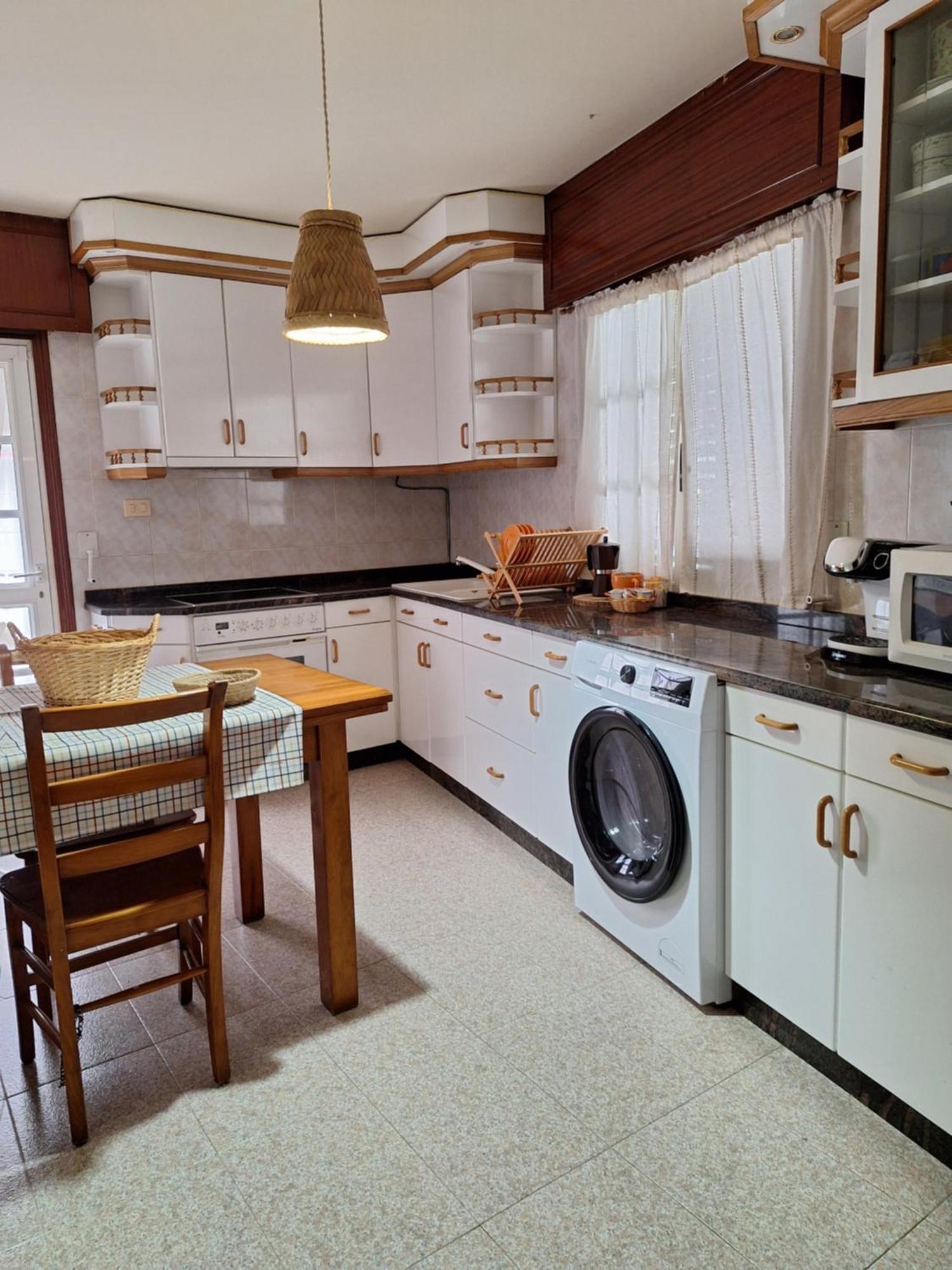 Apartamento En Cimadevila,