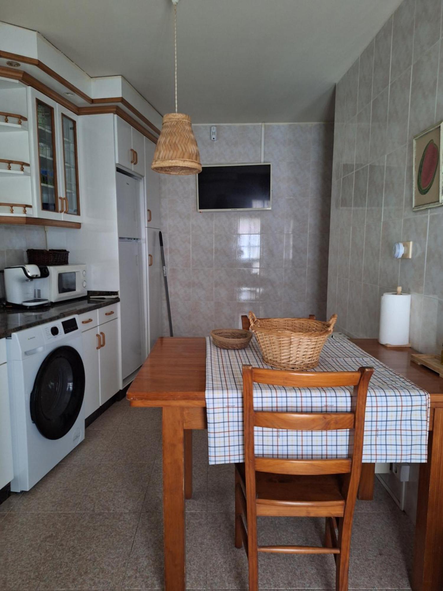 Apartamento En Cimadevila, Apartment *
