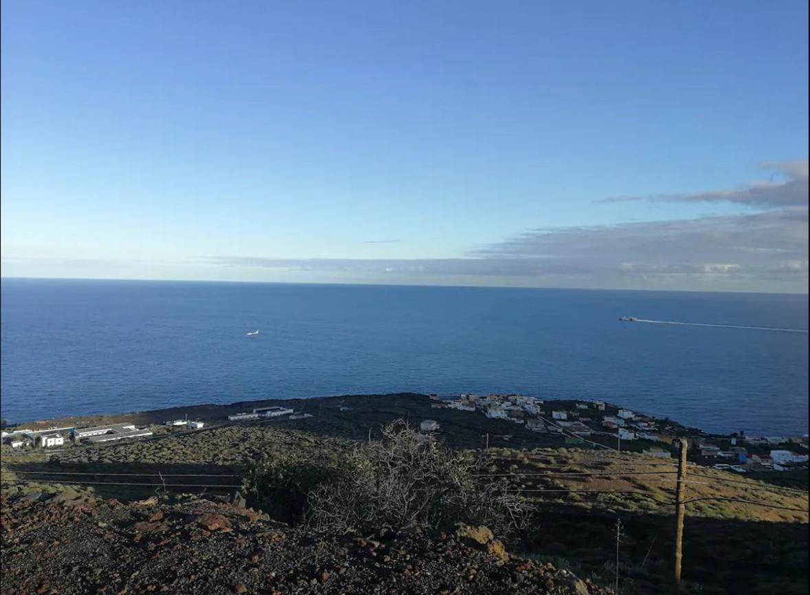 Estudio Con Terraza * La Caleta (El Hierro)