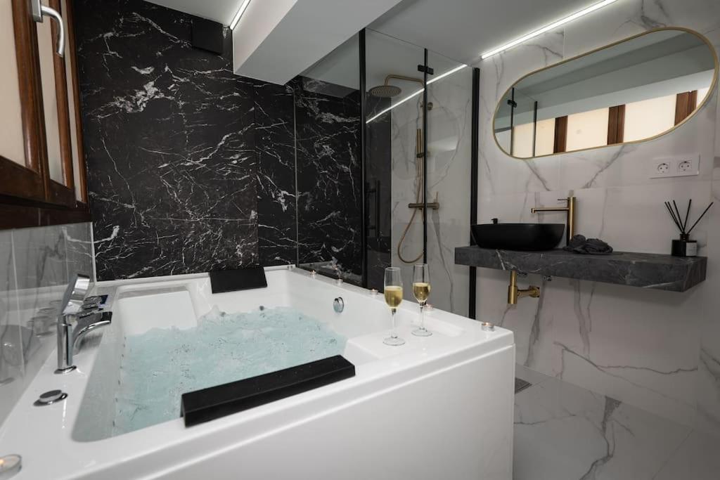 Apartamento Escapada Jacuzzi Junto Catedral