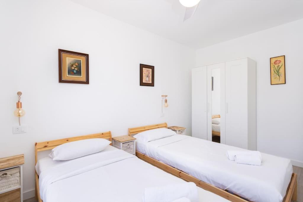 Dialez Holidays - Rebecca Holiday home *