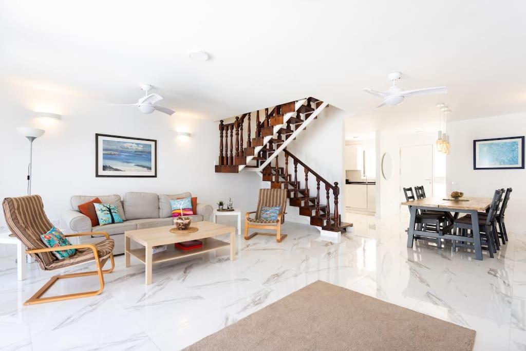 Dialez Holidays - Rebecca Holiday home Playa de las Americas (Tenerife)