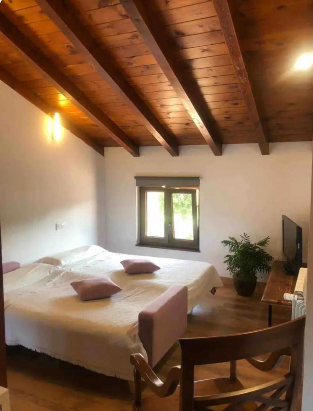Apartment Lastras 24