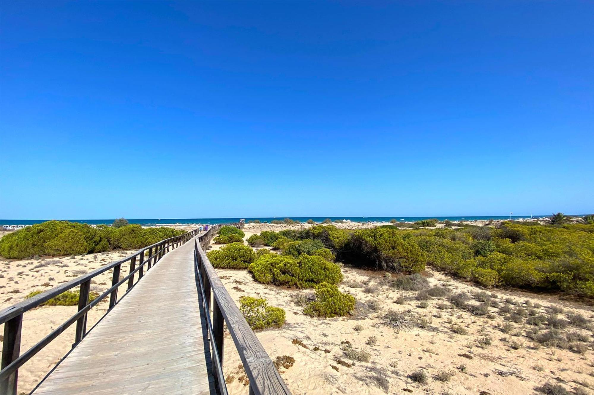 Apartamento Arenales Playa *