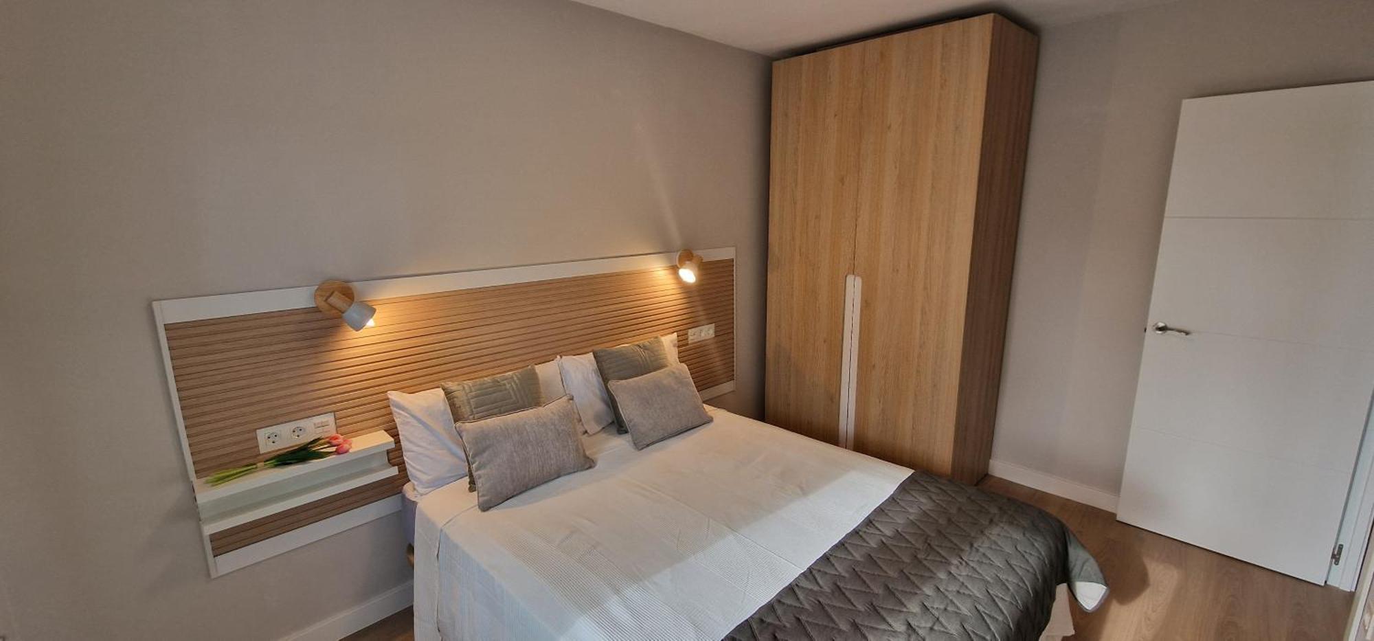 Apartamento Zambrano Y Lucero - Wifi 6p, 3 Hab - Vut-5391-as