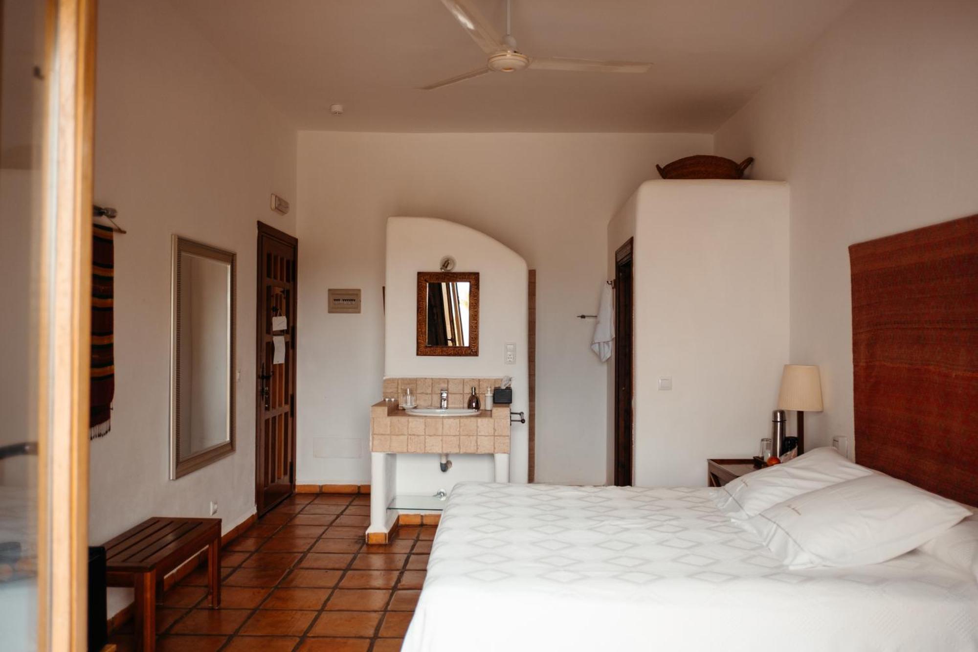 Cortijo Malenos, The Originals Relais Casa rural Agua Amarga (Almeria)
