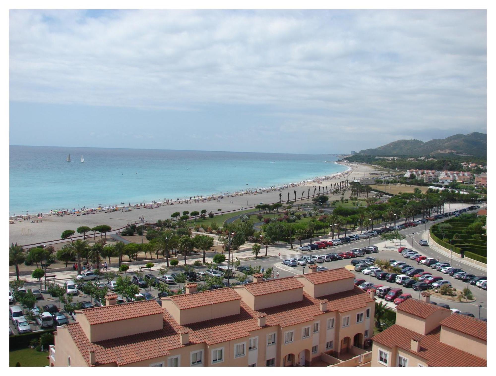 Con Terraza, Vistas Playa Y Montaña Hospitalet De L'Infant