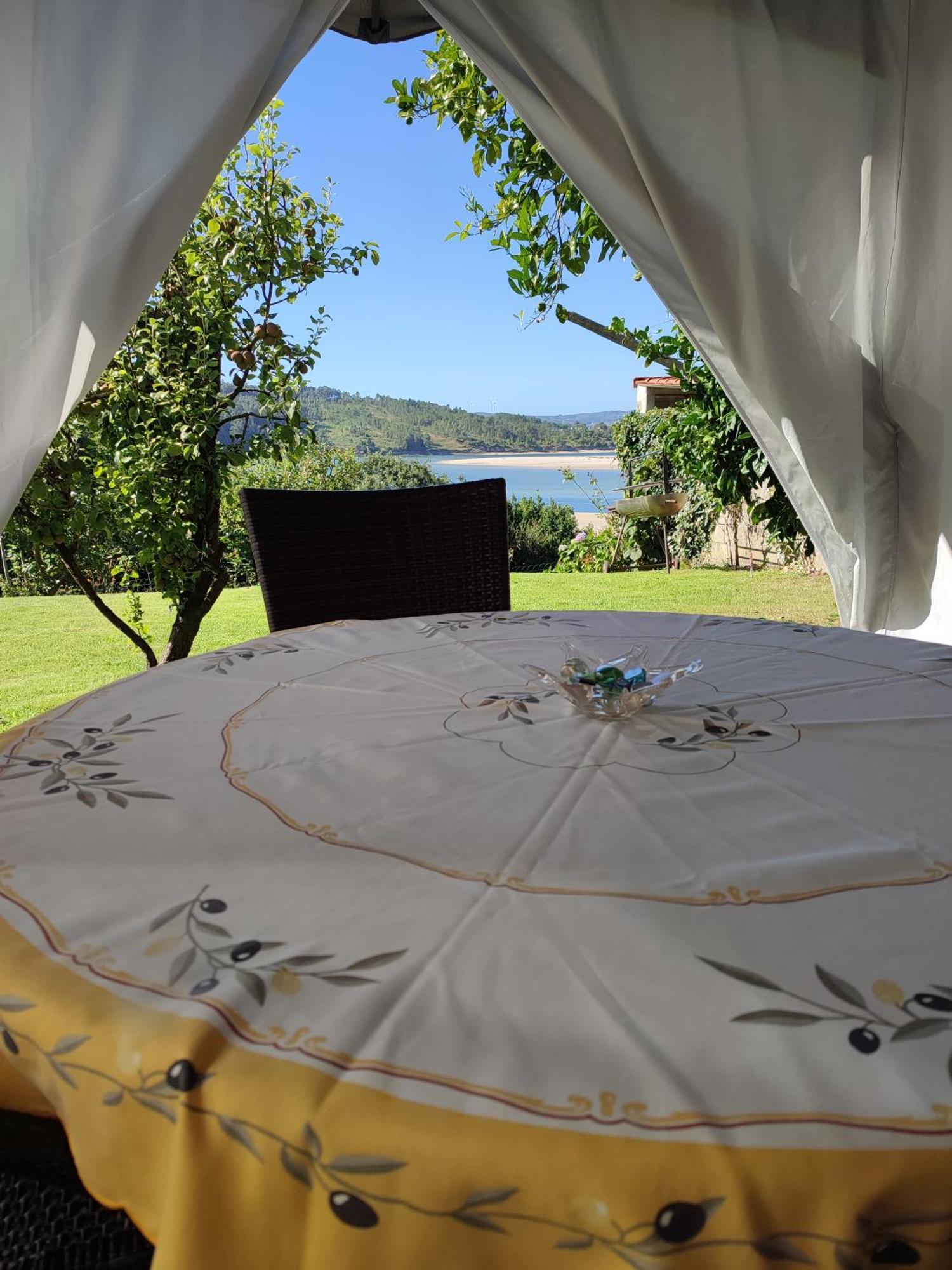 Casa Mar De Fondo Holiday home A Telleira