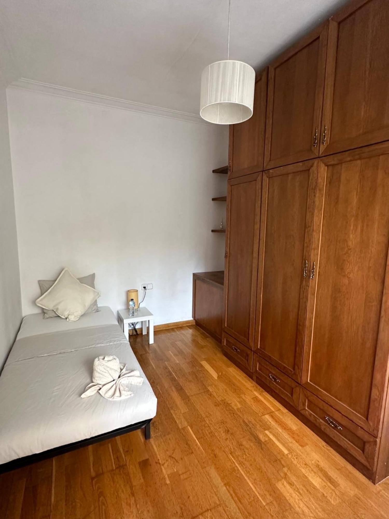 Apartment In Spacious In City Center