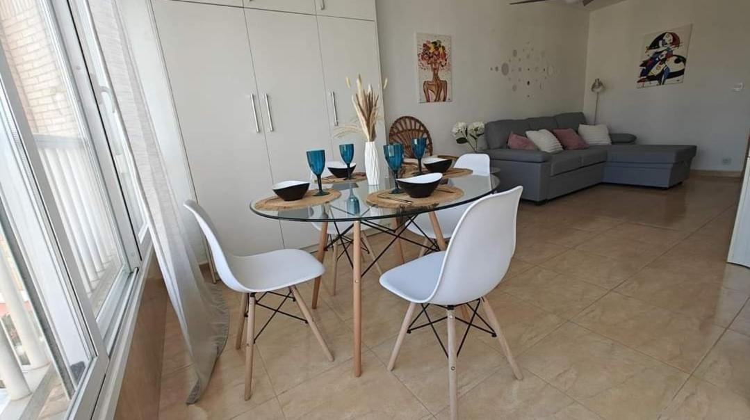 Brisas De Levante Apartment *
