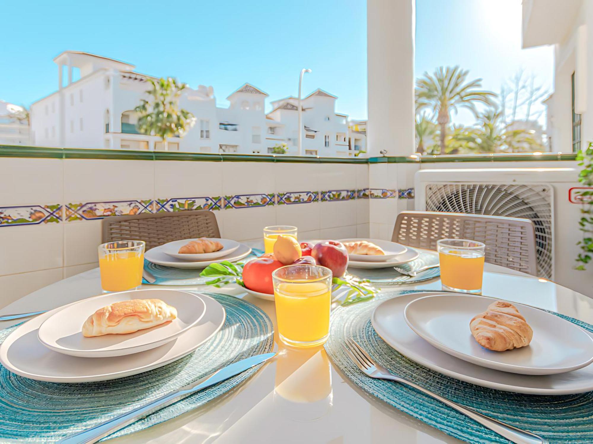 Wonderful Pool & Apartment Benalmadena