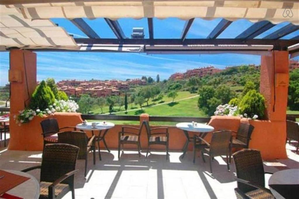 Apartamento Luxury With Sea Views, Golf, Gym, Spa, 7 Pools Ojén