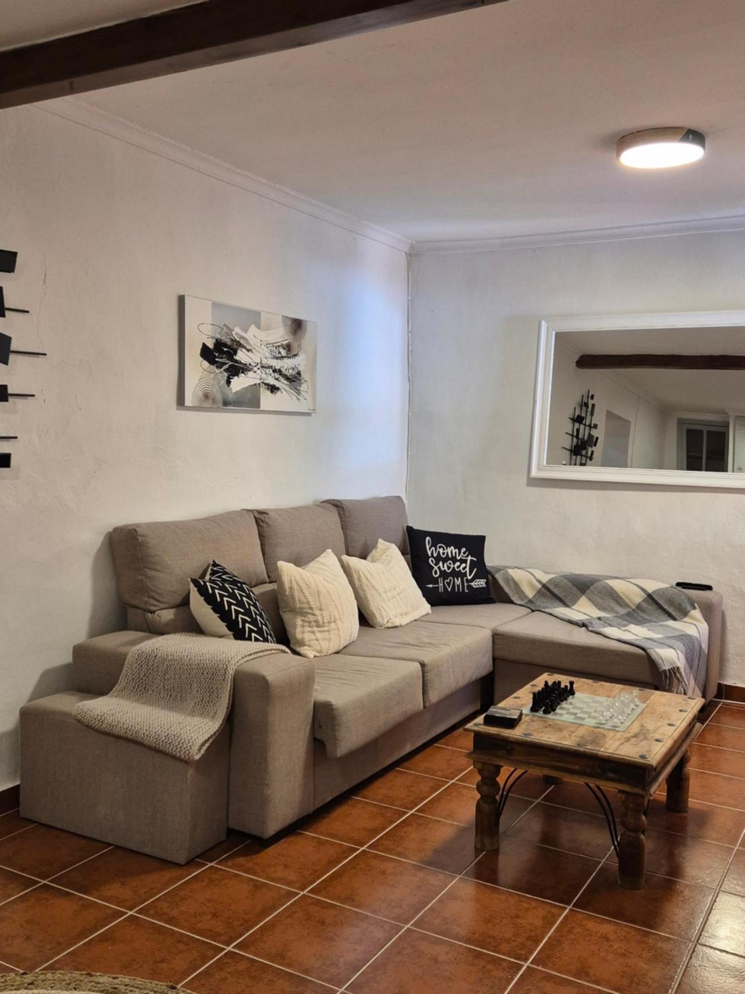 Holiday home Casa Rustica Y Tranquila En Zarra