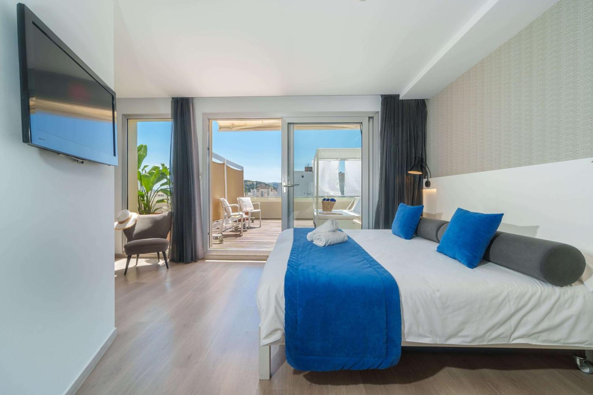 Mar Calma Hotel 4*
