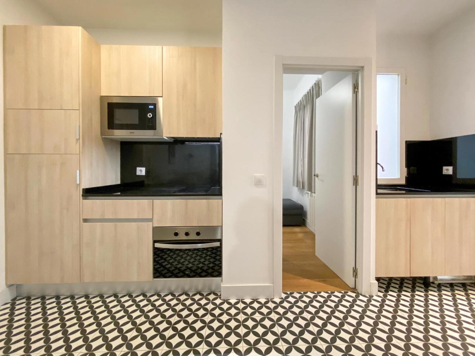 Montaber - La Paz Market Apartment Madrid