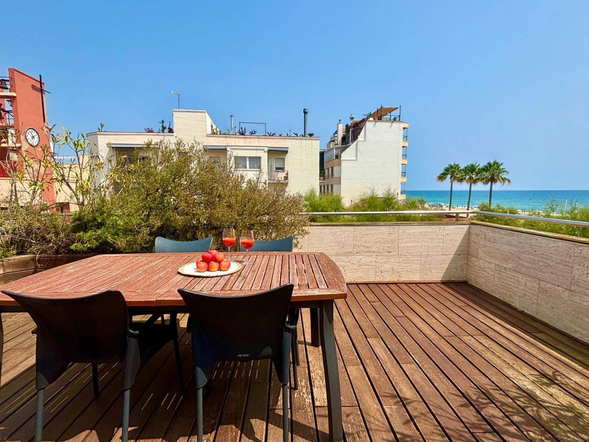 Increible Casa Frente Al Mar , Planta Baja Apartamento Torredembarra