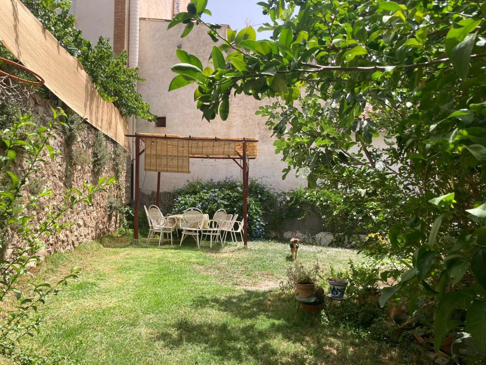 Casita Del Peral Сasa de vacaciones *