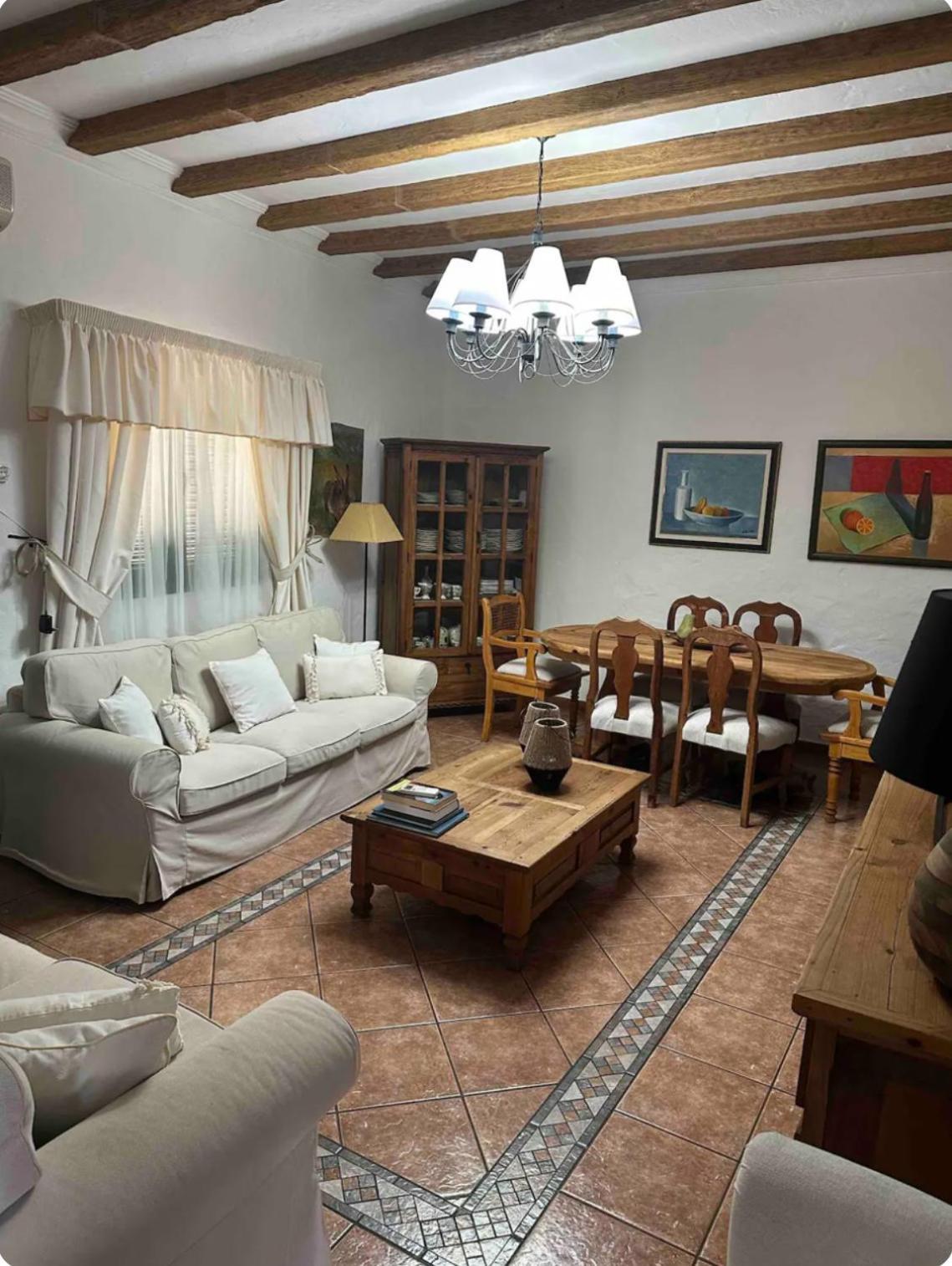 La Finca. Casa En Ciudad. Zona Residencial Muy Tranquila Holiday home *