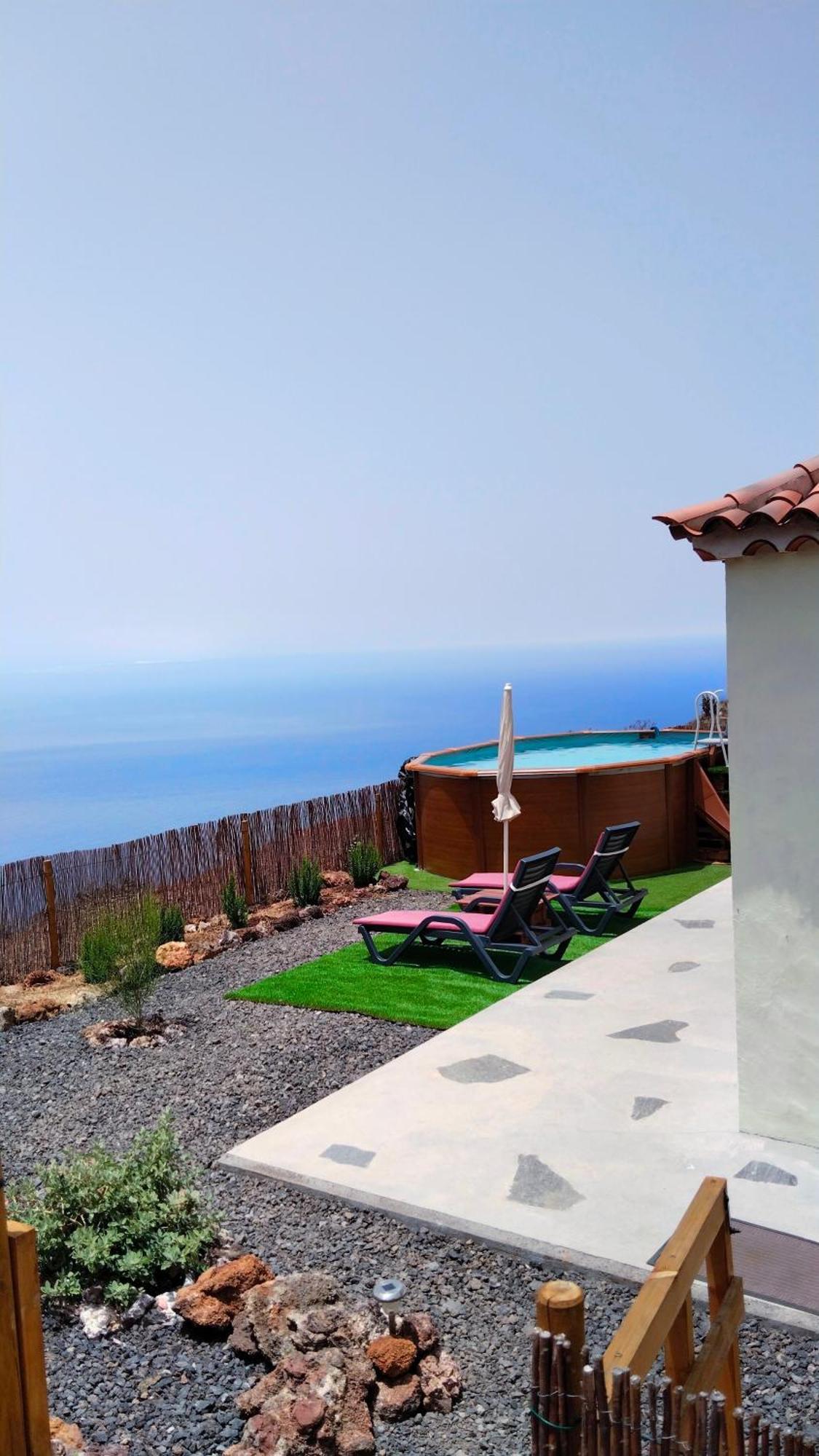 Casa De Pura Holiday home *