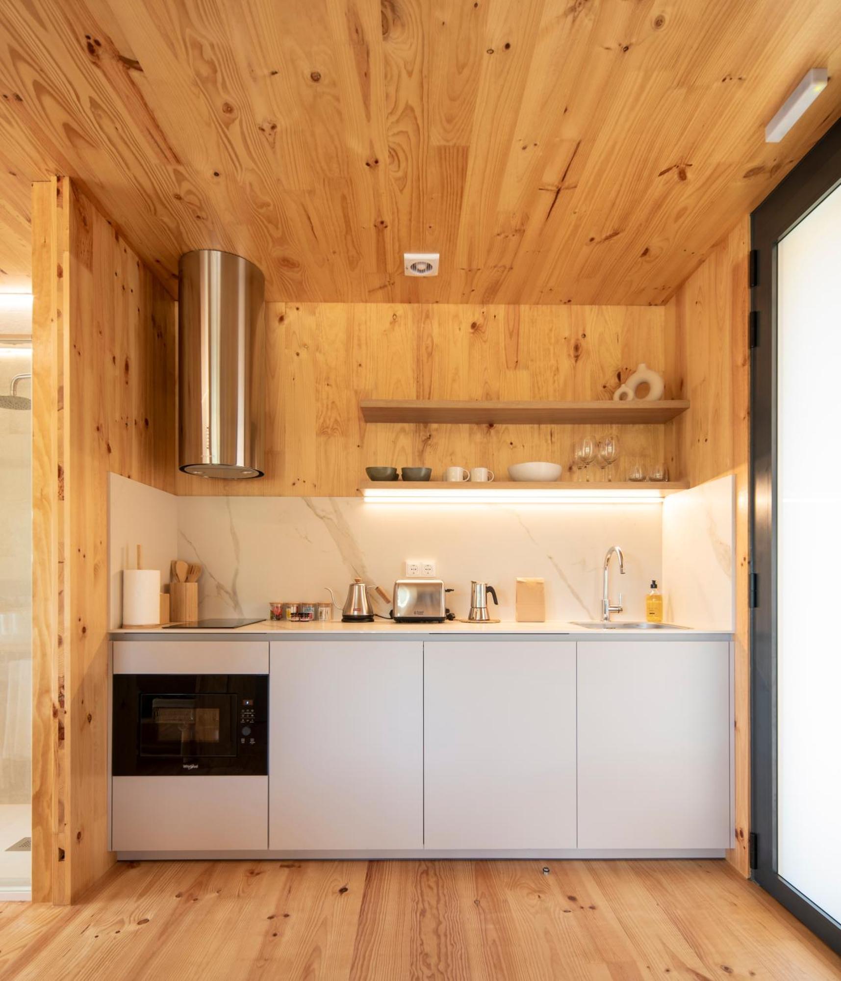 Apartment De *