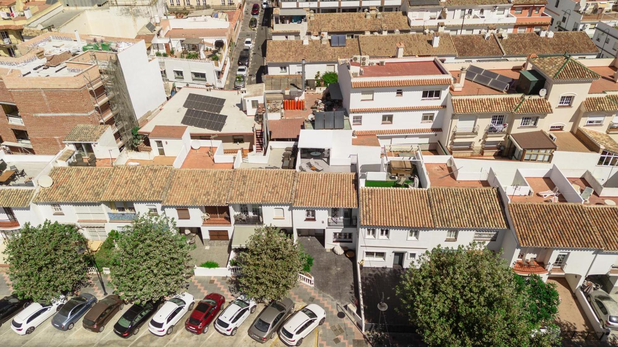 Townhouse, Recently Renovated And 200m From La Cala Beach, In Mijas Costa Apartamento *