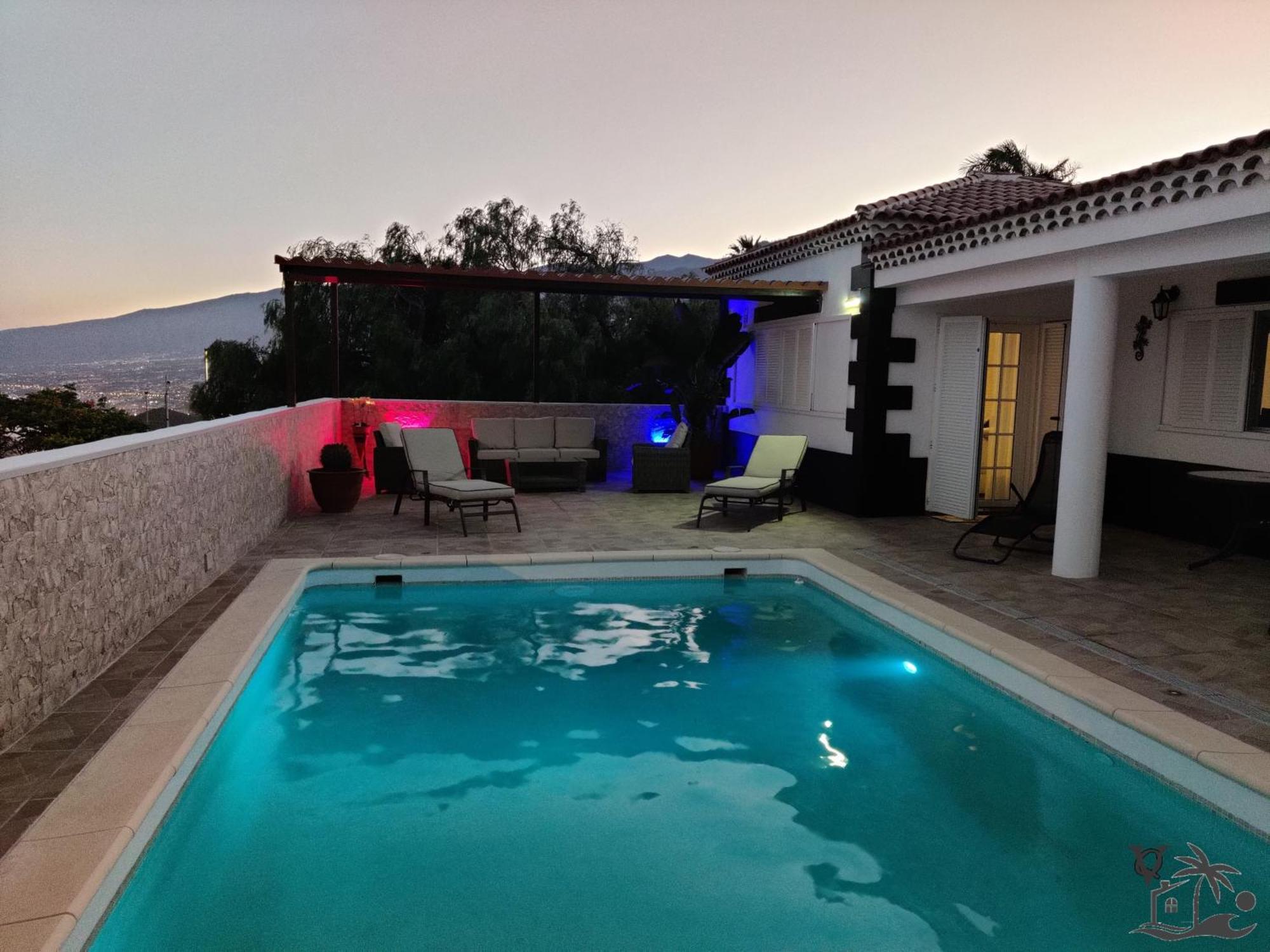 Queca Private Heated Pool Cannon Water And Jacuzzi