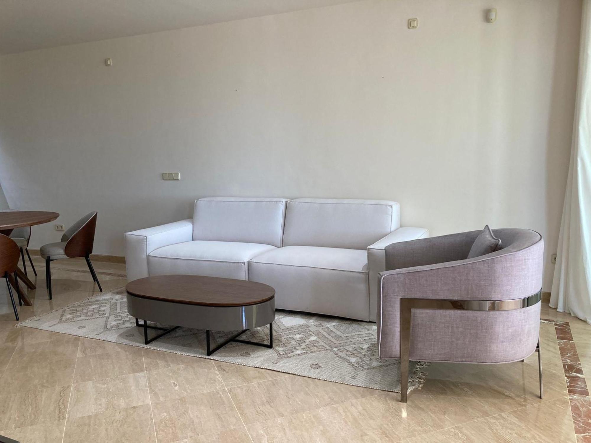 F, Incosol, Rio Real, Apartamento *
