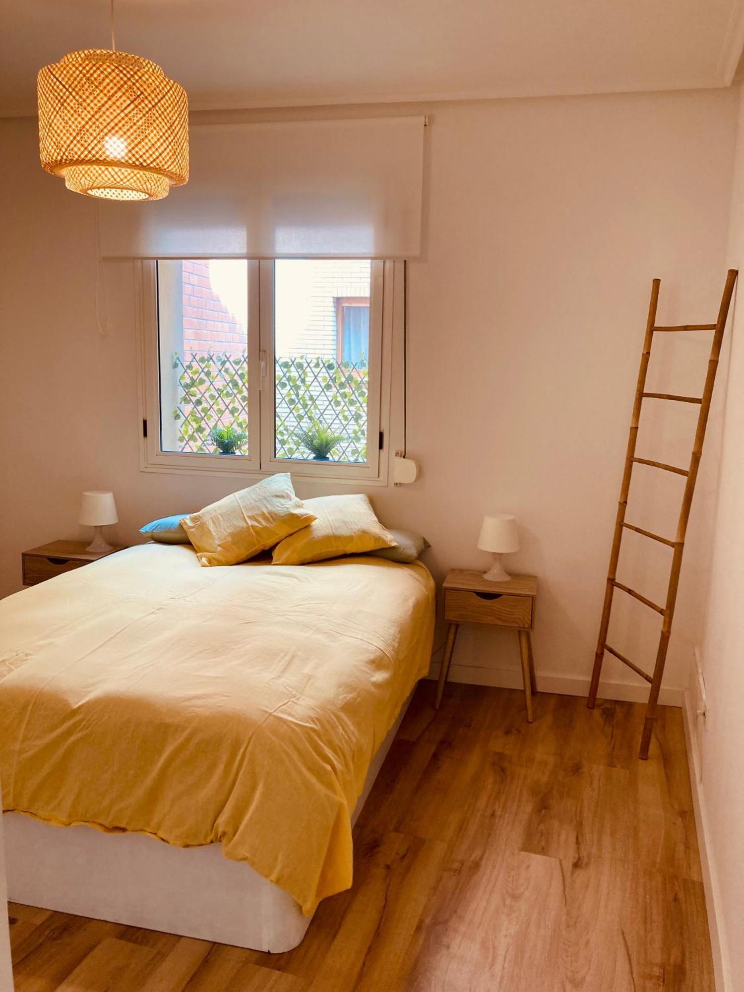Apartment En Plaza Del Pilar